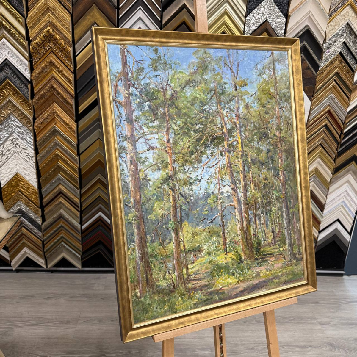 Оформление картин Андрея Широкова в багет